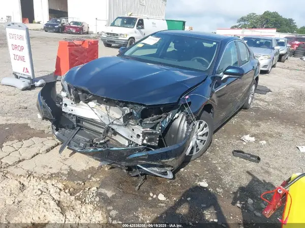 4T1C31AKXMU561164 2021 TOYOTA CAMRY - Image 2