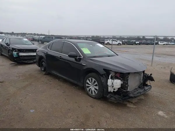 4T1C31AKXMU566672 2021 TOYOTA CAMRY - Image 1