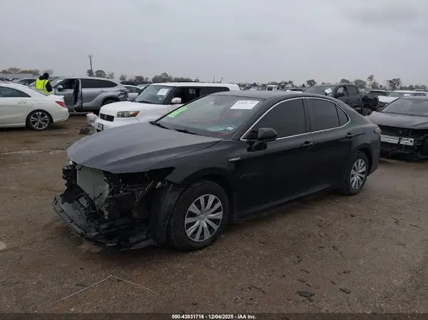 4T1C31AKXMU566672 2021 TOYOTA CAMRY - Image 2