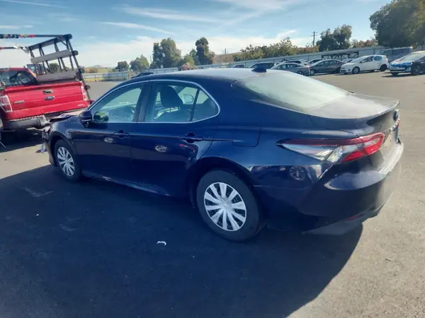 4T1C31AKXNU572540 2022 TOYOTA CAMRY - Image 2