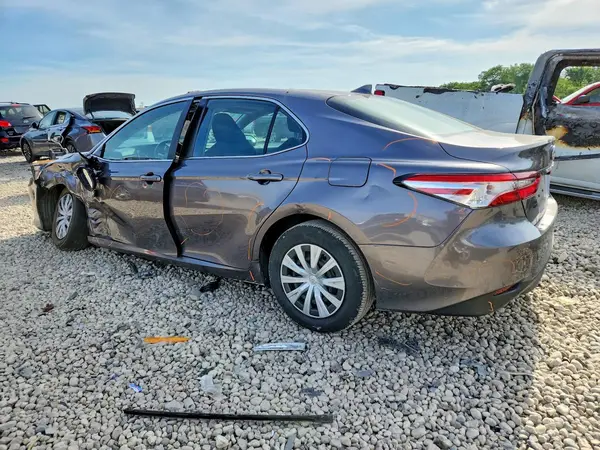 4T1C31AKXNU576216 2022 TOYOTA CAMRY - Image 2