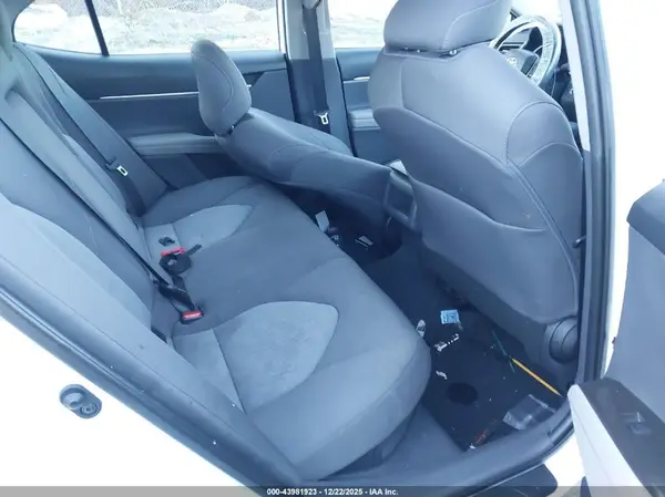 4T1C31AKXNU579472 2022 TOYOTA CAMRY - Image 8