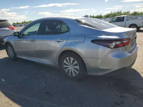 4T1C31AKXNU582632 2022 TOYOTA CAMRY - Image 2