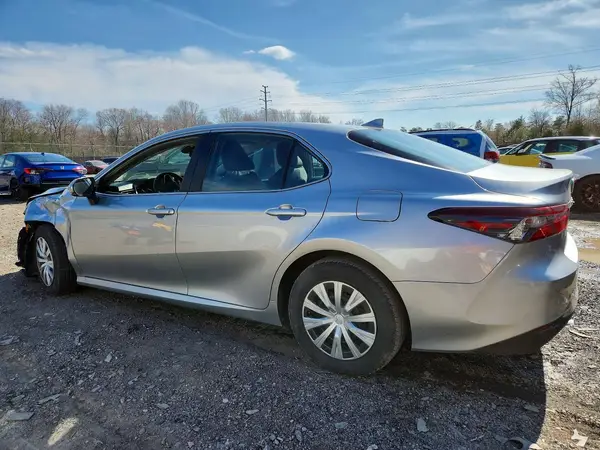 4T1C31AKXNU584655 2022 TOYOTA CAMRY - Image 2