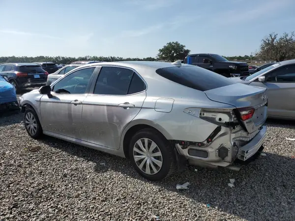 4T1C31AKXNU587488 2022 TOYOTA CAMRY - Image 2