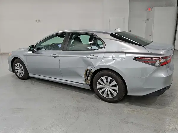 4T1C31AKXNU591282 2022 TOYOTA CAMRY - Image 2