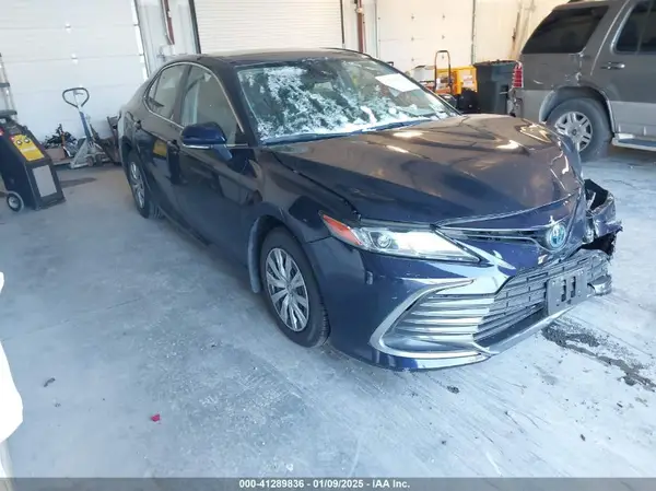 4T1C31AKXNU597650 2022 TOYOTA CAMRY - Image 1