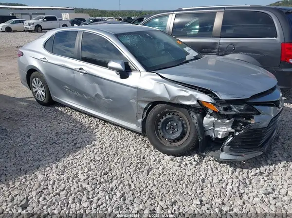 4T1C31AKXPU600114 2023 TOYOTA CAMRY - Image 1