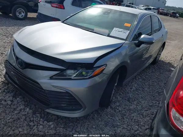 4T1C31AKXPU600114 2023 TOYOTA CAMRY - Image 2
