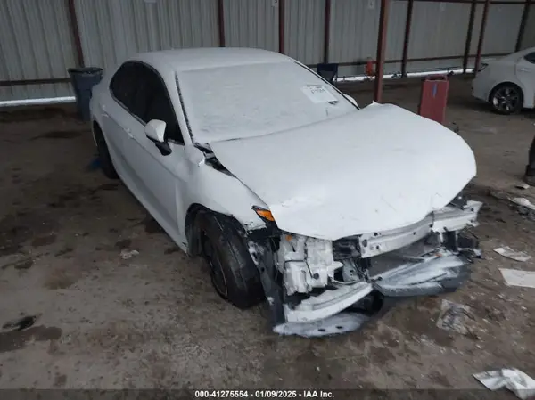 4T1C31AKXPU600923 2023 TOYOTA CAMRY - Image 1
