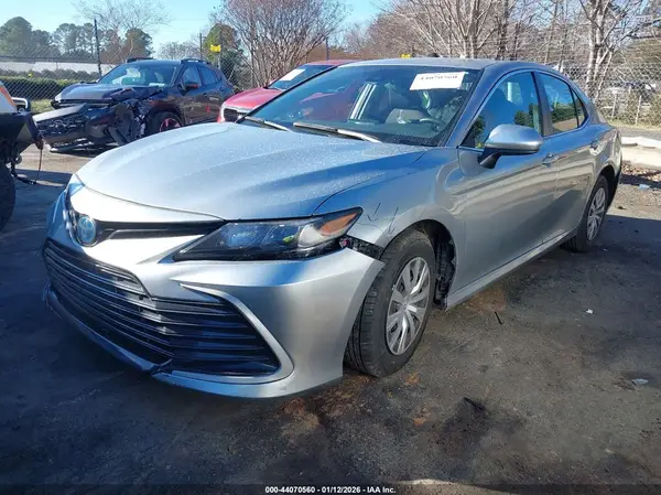 4T1C31AKXPU603918 2023 TOYOTA CAMRY - Image 2