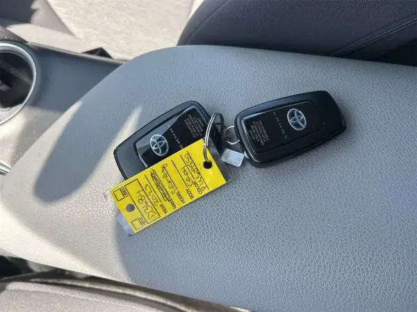 4T1C31AKXPU609850 2023 TOYOTA CAMRY - Image 1