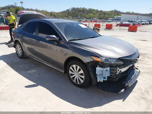 4T1C31AKXRU621399 2024 TOYOTA CAMRY - Image 1