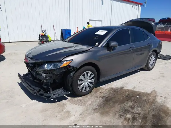 4T1C31AKXRU621399 2024 TOYOTA CAMRY - Image 2