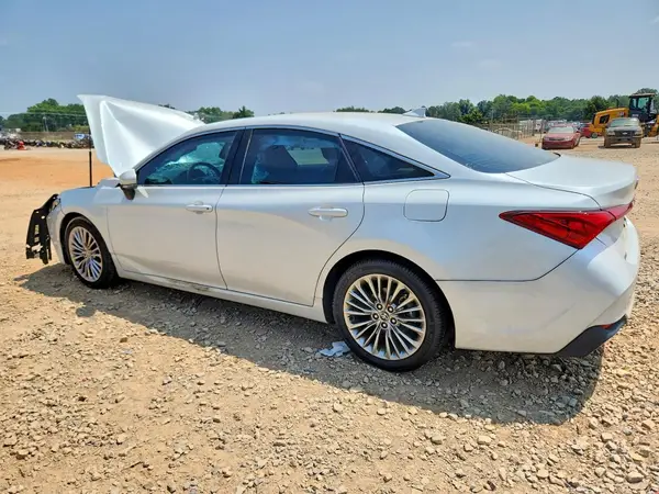 4T1CA1AB8NU015499 2022 TOYOTA AVALON - Image 2
