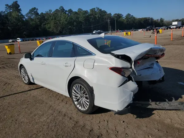 4T1CA1ABXNU012765 2022 TOYOTA AVALON - Image 2