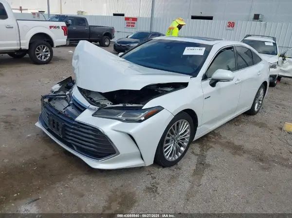 4T1D21FB4LU015779 2020 TOYOTA AVALON - Image 2