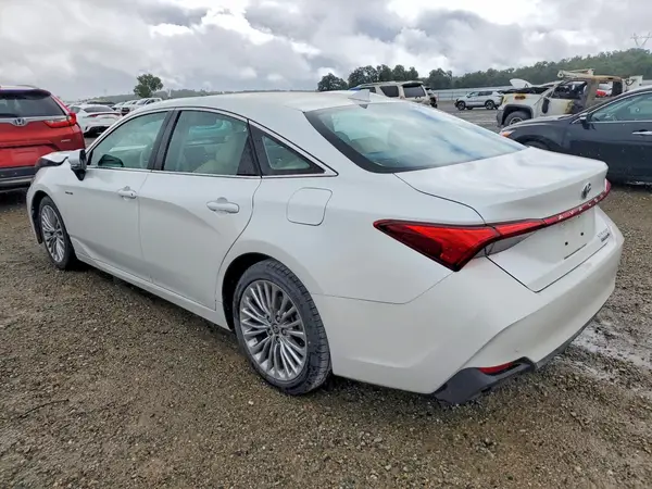 4T1D21FB8LU018989 2020 TOYOTA AVALON - Image 2