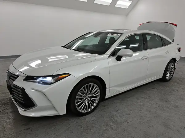4T1DA1AB1NU015011 2022 TOYOTA AVALON - Image 1