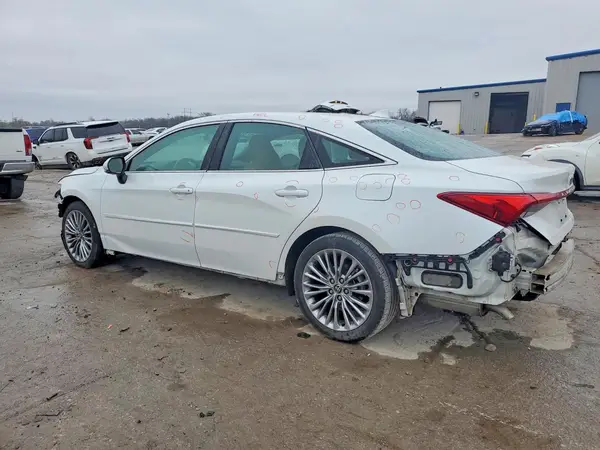 4T1DA1AB2NU015728 2022 TOYOTA AVALON - Image 2