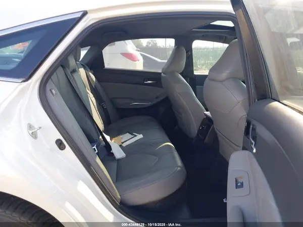 4T1DA1AB3MU007961 2021 TOYOTA AVALON - Image 8