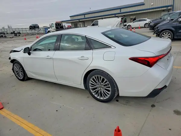 4T1DA1AB3NU014376 2022 TOYOTA AVALON - Image 2