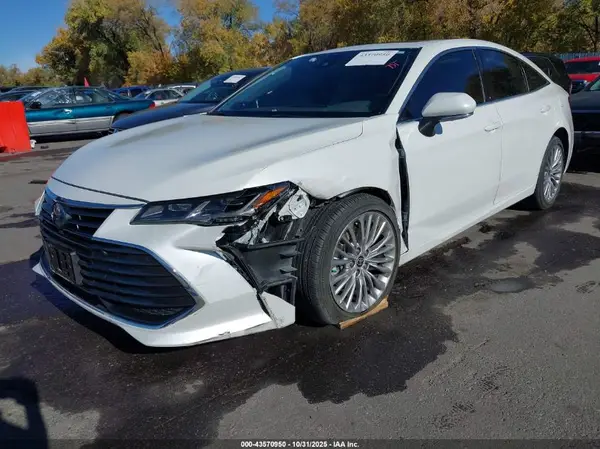 4T1DA1AB4NU011292 2022 TOYOTA AVALON - Image 2