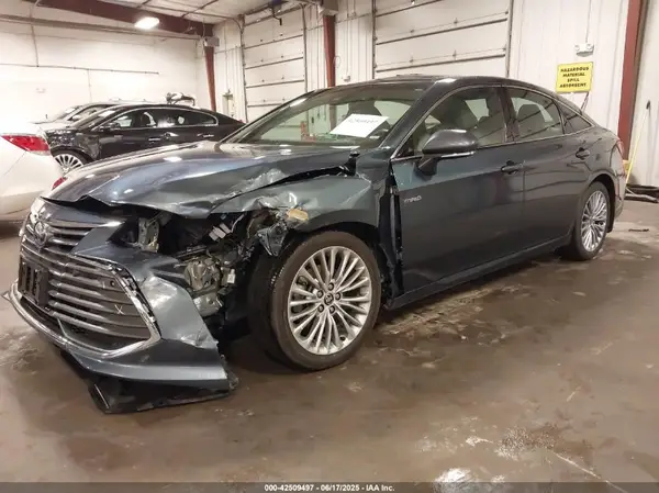 4T1DA1AB5MU010456 2021 TOYOTA AVALON - Image 2