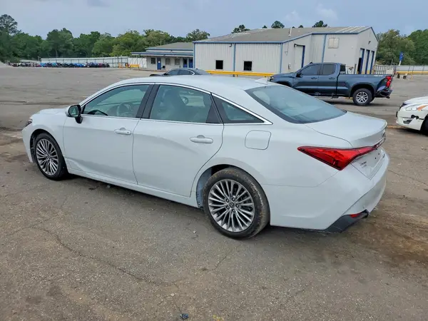 4T1DA1AB5NU011429 2022 TOYOTA AVALON - Image 2