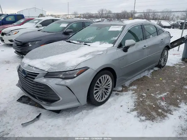 4T1DA1AB6MU005167 2021 TOYOTA AVALON - Image 2