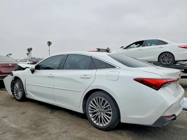 4T1DA1AB7NU011593 2022 TOYOTA AVALON - Image 2