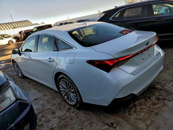 4T1DA1AB9MU006975 2021 TOYOTA AVALON - Image 2