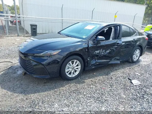 4T1DAACK0SU002923 2025 TOYOTA CAMRY - Image 2
