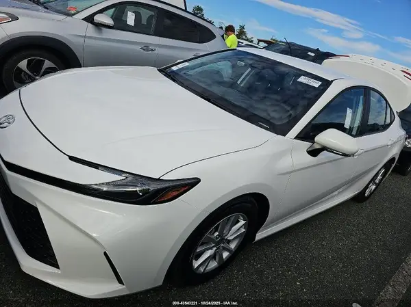 4T1DAACK0SU020810 2025 TOYOTA CAMRY - Image 2