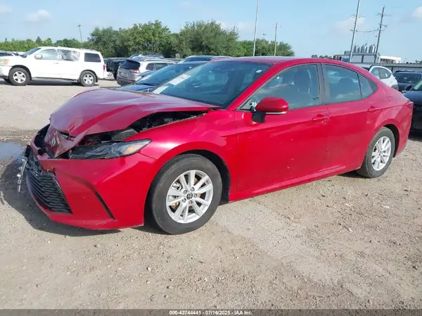 4T1DAACK0SU022752 2025 TOYOTA CAMRY - Image 2