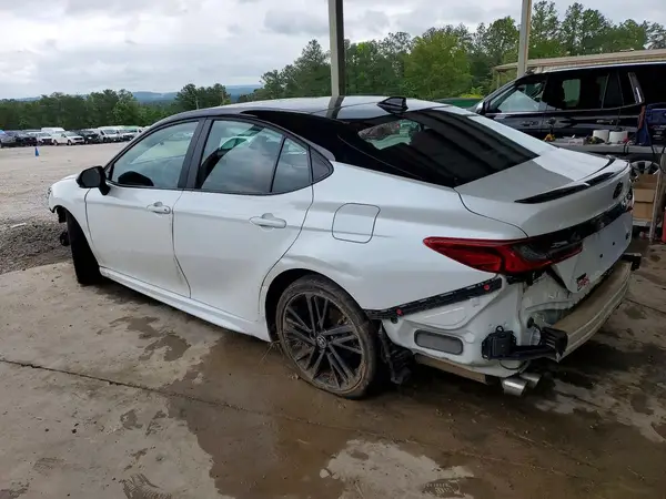 4T1DAACK0SU028633 2025 TOYOTA CAMRY - Image 2