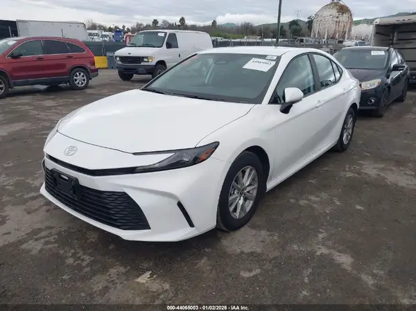 4T1DAACK0SU028955 2025 TOYOTA CAMRY - Image 2