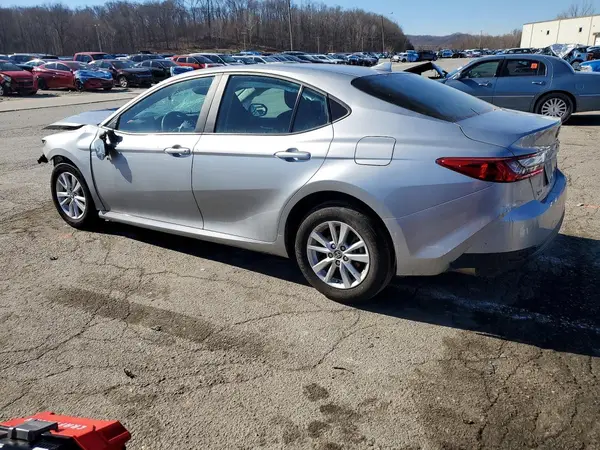 4T1DAACK0SU034660 2025 TOYOTA CAMRY - Image 2