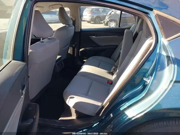 4T1DAACK0SU038983 2025 TOYOTA CAMRY - Image 8
