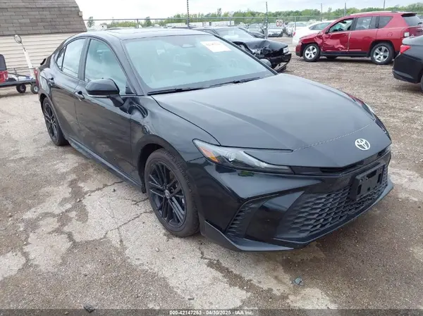 4T1DAACK0SU057646 2025 TOYOTA CAMRY - Image 1