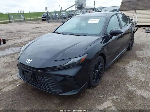 4T1DAACK0SU057646 2025 TOYOTA CAMRY - Image 2