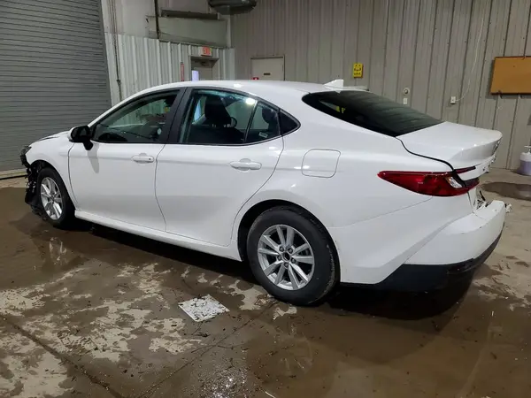 4T1DAACK0SU066847 2025 TOYOTA CAMRY - Image 2