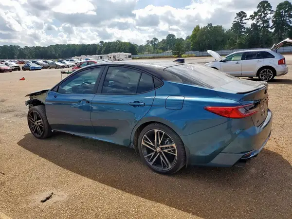 4T1DAACK0SU067030 2025 TOYOTA CAMRY - Image 2