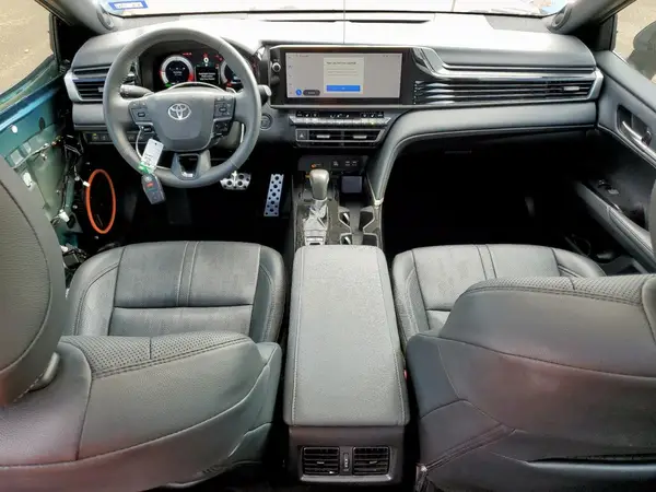 4T1DAACK0SU067030 2025 TOYOTA CAMRY - Image 8