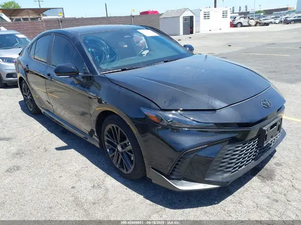 4T1DAACK0SU074561 2025 TOYOTA CAMRY - Image 1