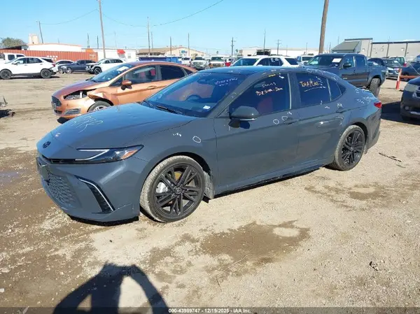 4T1DAACK0SU075094 2025 TOYOTA CAMRY - Image 2