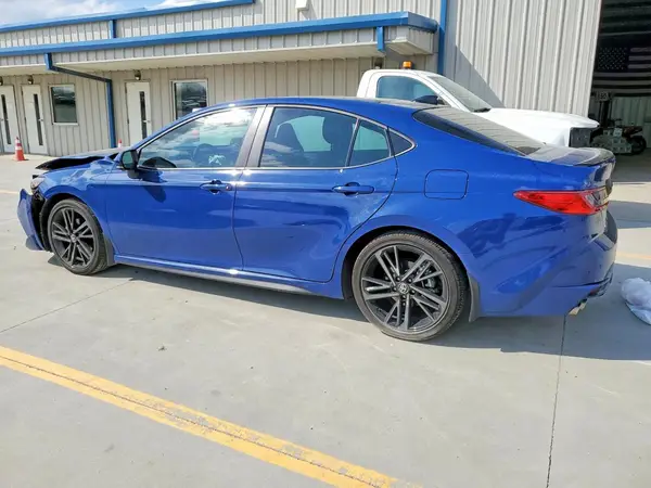 4T1DAACK0SU077587 2025 TOYOTA CAMRY - Image 2