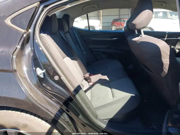 4T1DAACK0SU077895 2025 TOYOTA CAMRY - Image 8