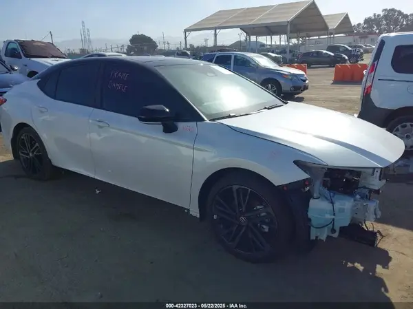 4T1DAACK0SU082143 2025 TOYOTA CAMRY - Image 1