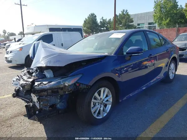 4T1DAACK0SU094969 2025 TOYOTA CAMRY - Image 2